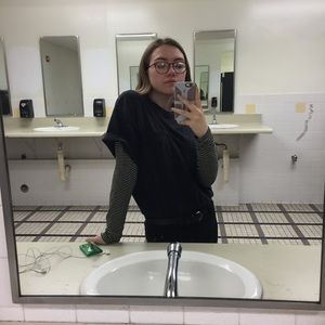 Meet your Posher, Aurora